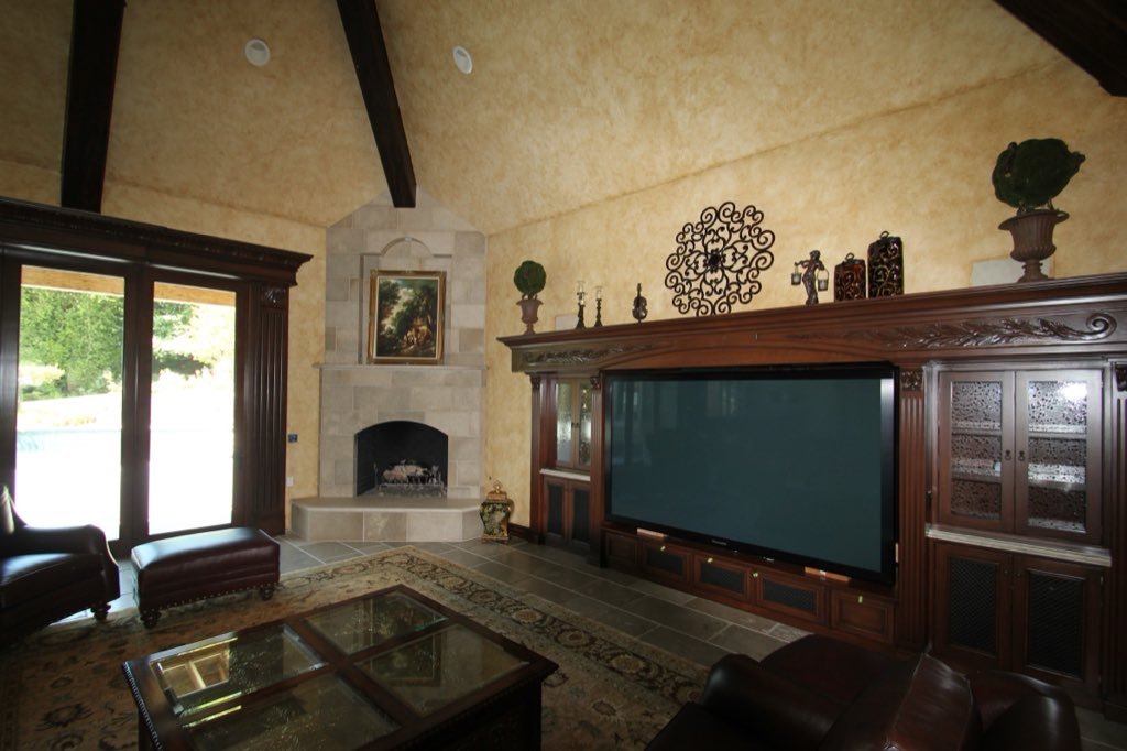Stone chateau, photo 7 of 10