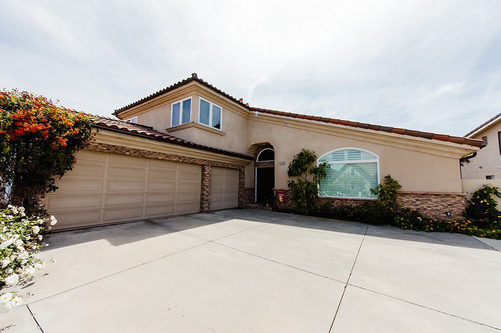 Huntington Harbour homes, photo 4 of 14